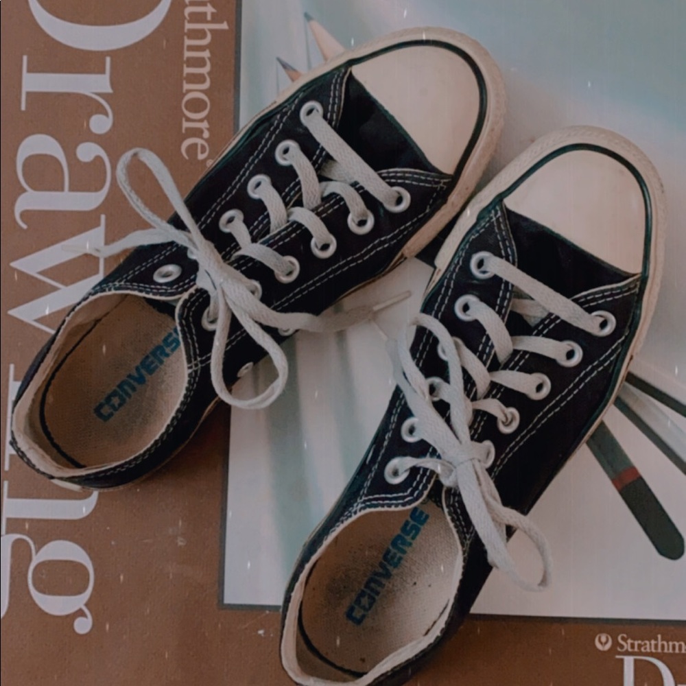 Converse women’s size 6.5